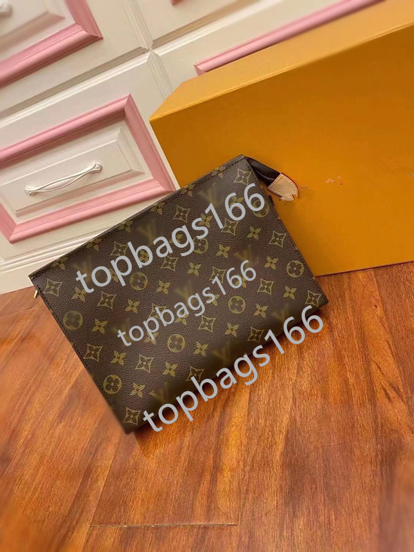 M47542 M43614 bag Travel Toiletry Toilet Pouch 26 CM Protection Beauty Case Wash Bag Leather Women Clutch Mono Waterproof Canvas Men Cosmetic Bags Designers Cases, Lavender
M47542 M43614 bag Travel Toiletry Toilet Pouch 26 CM Protection Beauty Case Wash Bag Leather Women Clutch Mono Waterproof Canvas Men Cosmetic Bags Designers Cases, Lavender