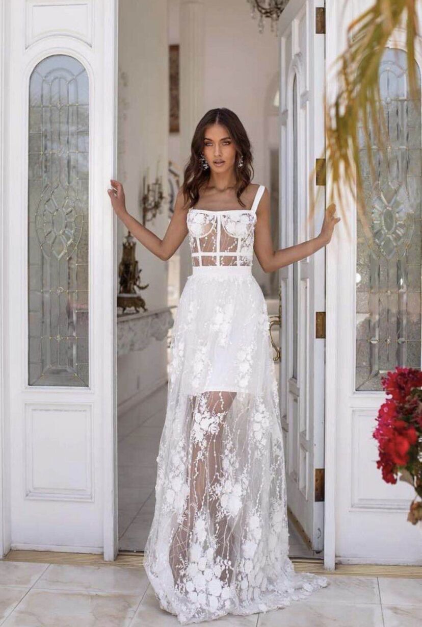 Celebrity High Quality Red White Black Lace Sleeveless Hollow Out Long Rayon Bandage Dress Evening Party Elegant Dress 210309