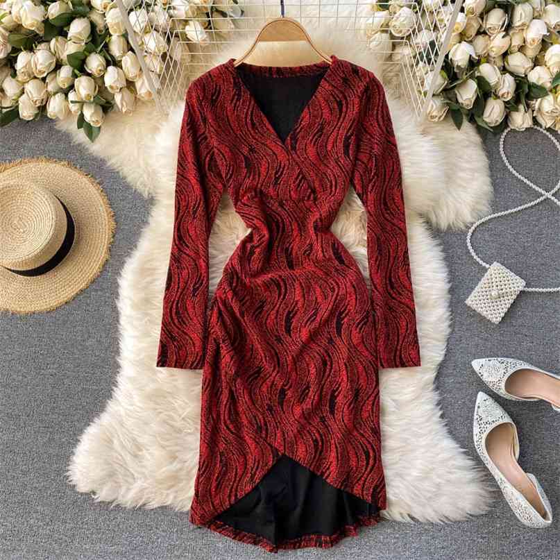 Women Elegant Winter Dress Temperament V-neck Long Sleeve Striped Print Wrinkled Shinning Wear to Work Party 210603, Gold
Women Elegant Winter Dress Temperament V-neck Long Sleeve Striped Print Wrinkled Shinning Wear to Work Party 210603, Gold