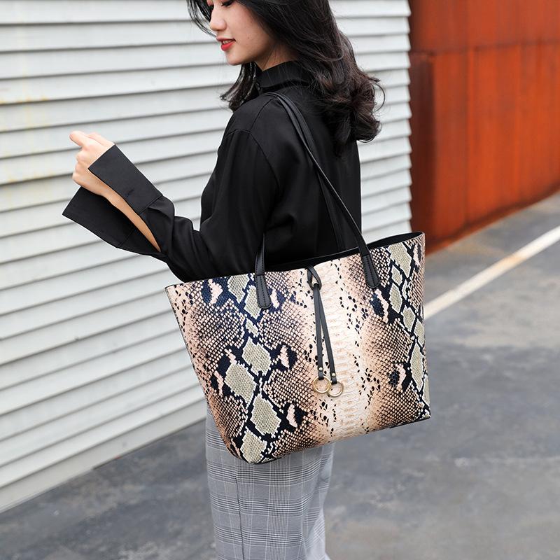 YourSeason 2021 Fashion Ladies Snake Handbag Casual Tote Serpentine Composite Women Shoulder Bags Large Capacity, Orange
YourSeason 2021 Fashion Ladies Snake Handbag Casual Tote Serpentine Composite Women Shoulder Bags Large Capacity, Orange