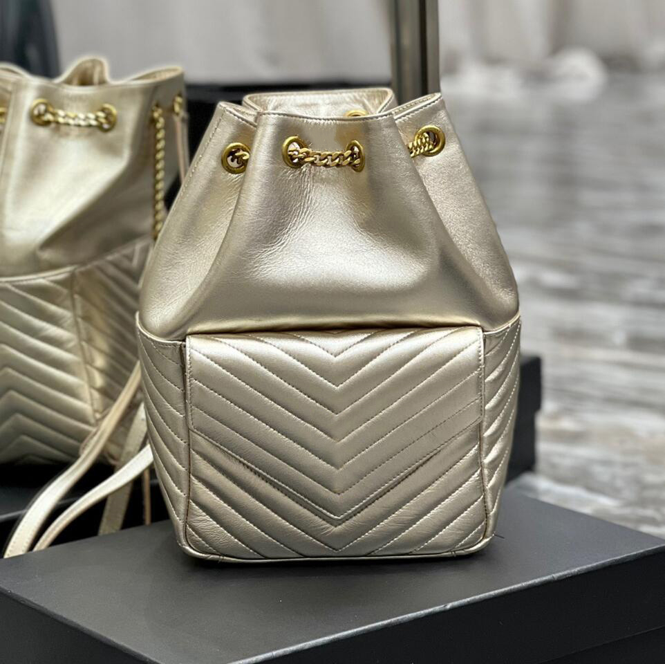 quality fashion luxurys designers backpack school bag backpacks Genuine leather travel bags wallet brand High capacity Unisex 3 Color, Champagne
quality fashion luxurys designers backpack school bag backpacks Genuine leather travel bags wallet brand High capacity Unisex 3 Color, Champagne