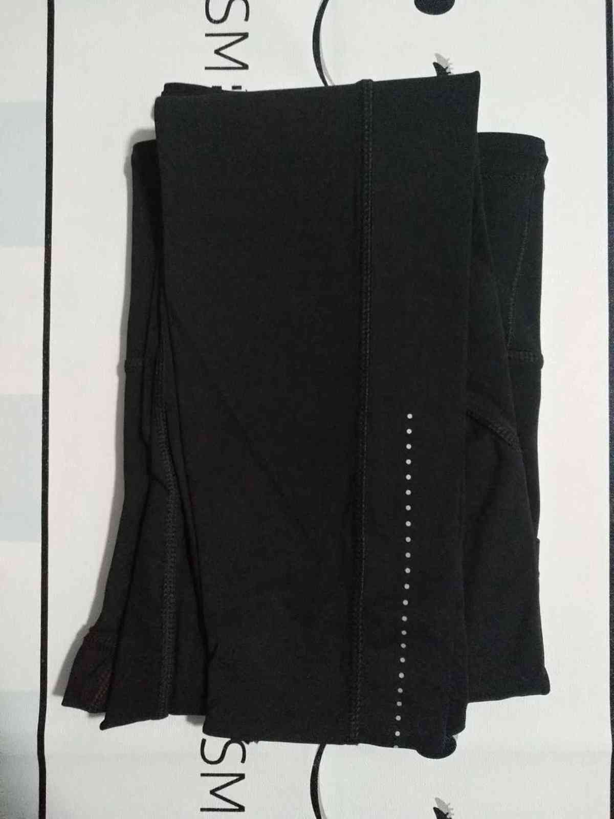 Lu-32 Running Fitn Leggins Solid Color Yoga Pants Tights Leggings Skinny High Waist Bodybuilding Gym Clothes Womens Workout, Black;white
Lu-32 Running Fitn Leggins Solid Color Yoga Pants Tights Leggings Skinny High Waist Bodybuilding Gym Clothes Womens Workout, Black;white
