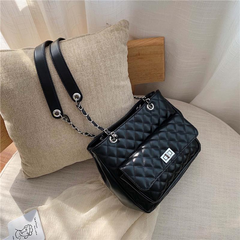 Luxury Handbags Women Bags Designer Vintage Shoulder Bag New Chain Messenger Bags Soft Flap Shoulder Crossbody Pack Women Purse, Black
Luxury Handbags Women Bags Designer Vintage Shoulder Bag New Chain Messenger Bags Soft Flap Shoulder Crossbody Pack Women Purse, Black