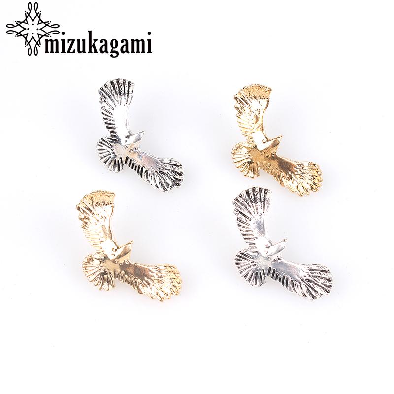 Charms 6pcs/lot 23*35mm Retro Zinc Alloy Bronze Eagle Decorative CONCHO Buttons Pendants For DIY Accessories, Bronze;silver
Charms 6pcs/lot 23*35mm Retro Zinc Alloy Bronze Eagle Decorative CONCHO Buttons Pendants For DIY Accessories, Bronze;silver