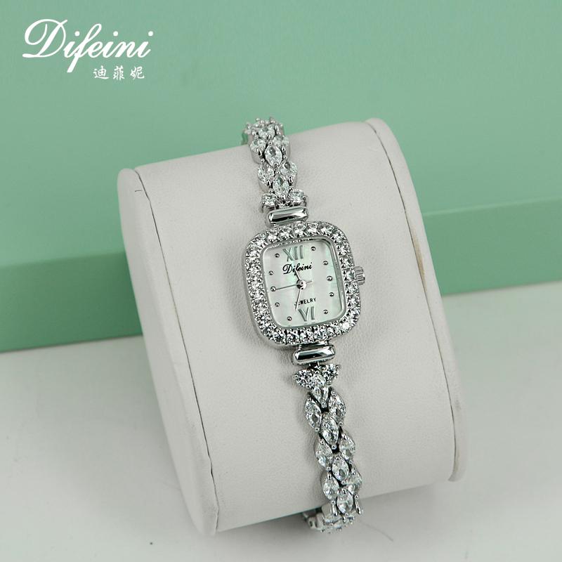 Wristwatches Luxury Diamond Watches Women Bracelet Stainless Steel Watch Fashion Ladies Analog Quartz Wristwatch For Woman Gift Relojes Muje, Random color