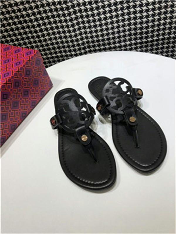 2021 Sneakers High Quality Classic Flip-Flops Indoor Luxury Kids Design Flat Shoes Summer Ladies Slippers Tory Sandals, Black;red
2021 Sneakers High Quality Classic Flip-Flops Indoor Luxury Kids Design Flat Shoes Summer Ladies Slippers Tory Sandals, Black;red