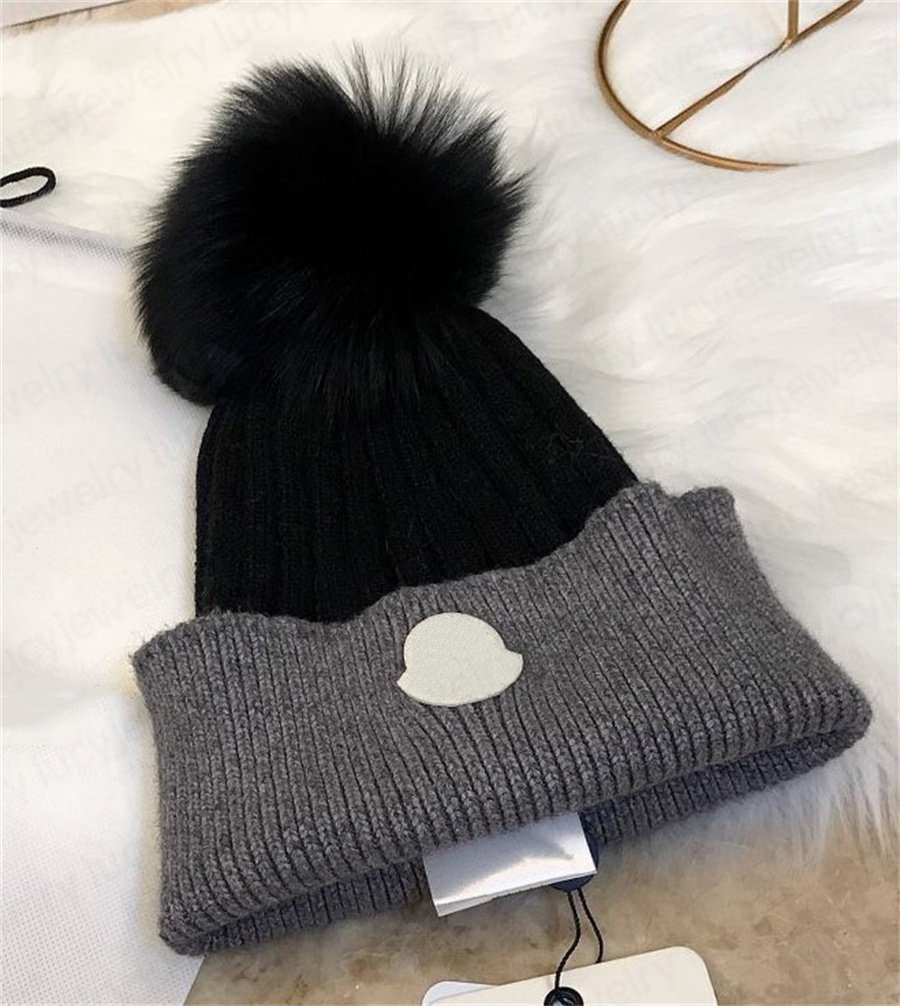 Designer Skull Caps Fashion Fax Fur Pom Beanie Breathable Cold Proof Two Color Splicing Hat for Man Woman 7 Colors High-quality, C1
Designer Skull Caps Fashion Fax Fur Pom Beanie Breathable Cold Proof Two Color Splicing Hat for Man Woman 7 Colors High-quality, C1