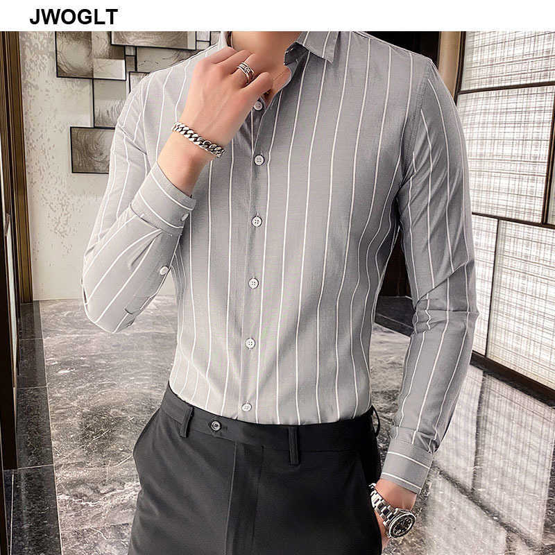 Korea Style Handsome Fashion Mens Shirts Button Down Slim Fit Long Sleeve Striped Shirts Asain Size 210528