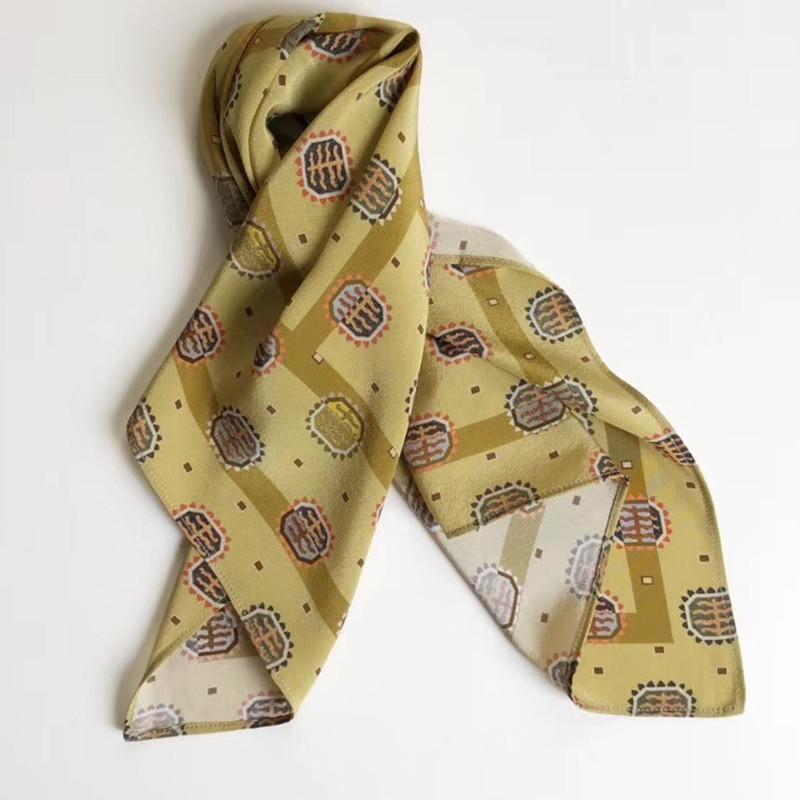 Scarves Women Silk Square Scarf Vintage Print Lady Bandana Shawl 2021 Fashion, Blue;gray
Scarves Women Silk Square Scarf Vintage Print Lady Bandana Shawl 2021 Fashion, Blue;gray