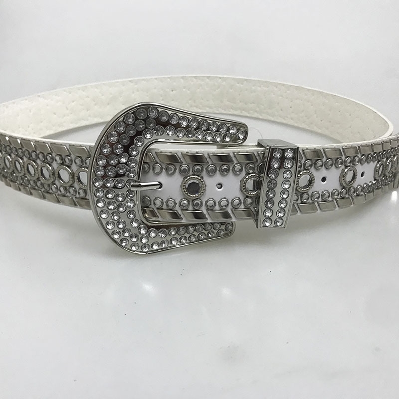 Designer belts 2023 new diamond temperament lady elegant decoration accessories belt factory outlet
Designer belts 2023 new diamond temperament lady elegant decoration accessories belt factory outlet