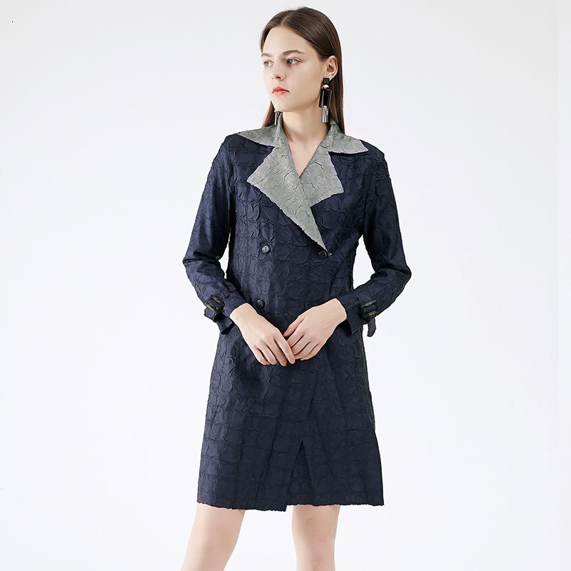 2021 New Autumn Winter Jacket Vintage Embroidery Heavy Industry Trench Plus Size Women Windbreaker Long Korean Lace Button Coat 4dq7, Navy blue
2021 New Autumn Winter Jacket Vintage Embroidery Heavy Industry Trench Plus Size Women Windbreaker Long Korean Lace Button Coat 4dq7, Navy blue