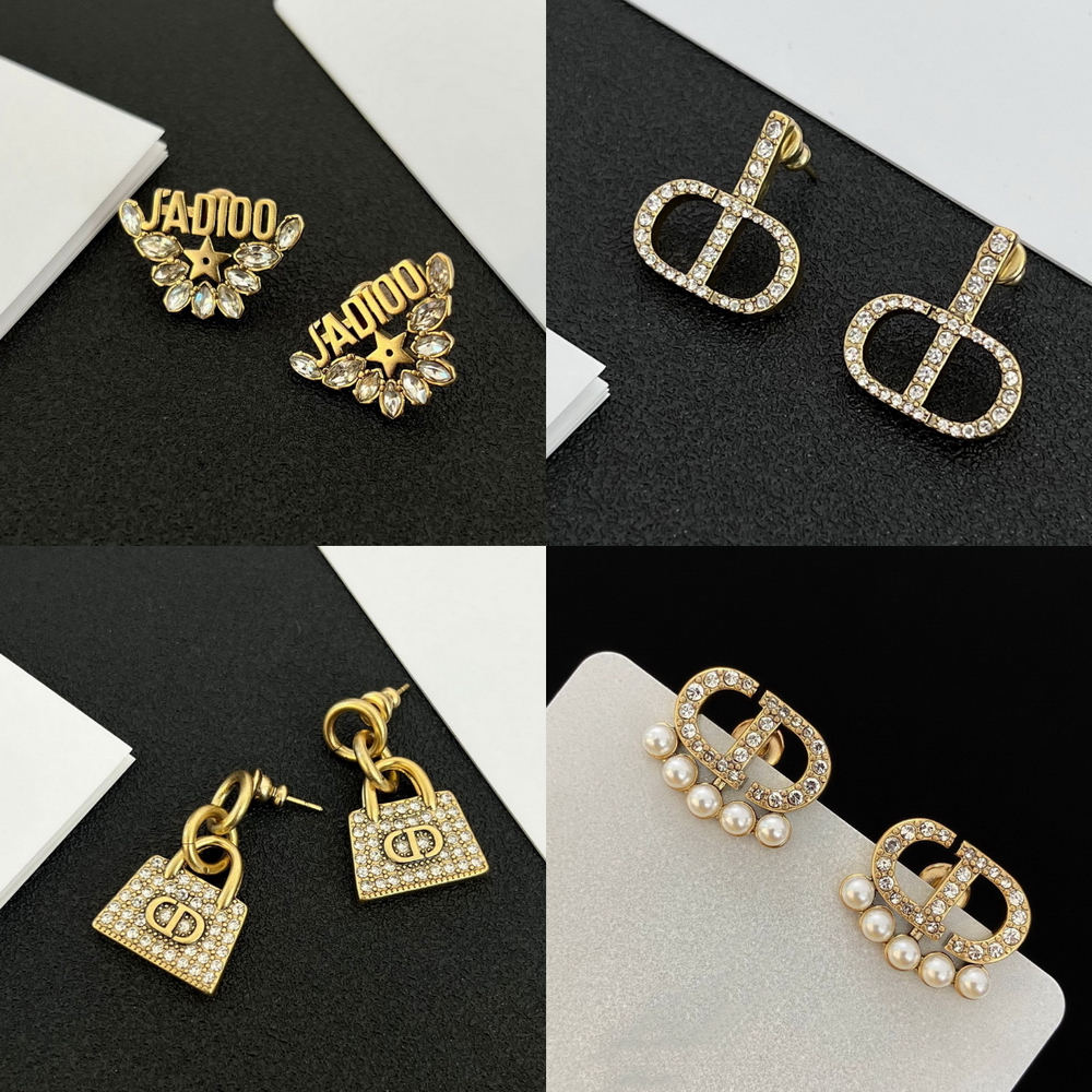 luxurious jewelry stud earring micro inlays diamonds earring 18K gold plated love heart letter woman metal non-fading Celebrity earrings J02, Golden;silver
luxurious jewelry stud earring micro inlays diamonds earring 18K gold plated love heart letter woman metal non-fading Celebrity earrings J02, Golden;silver