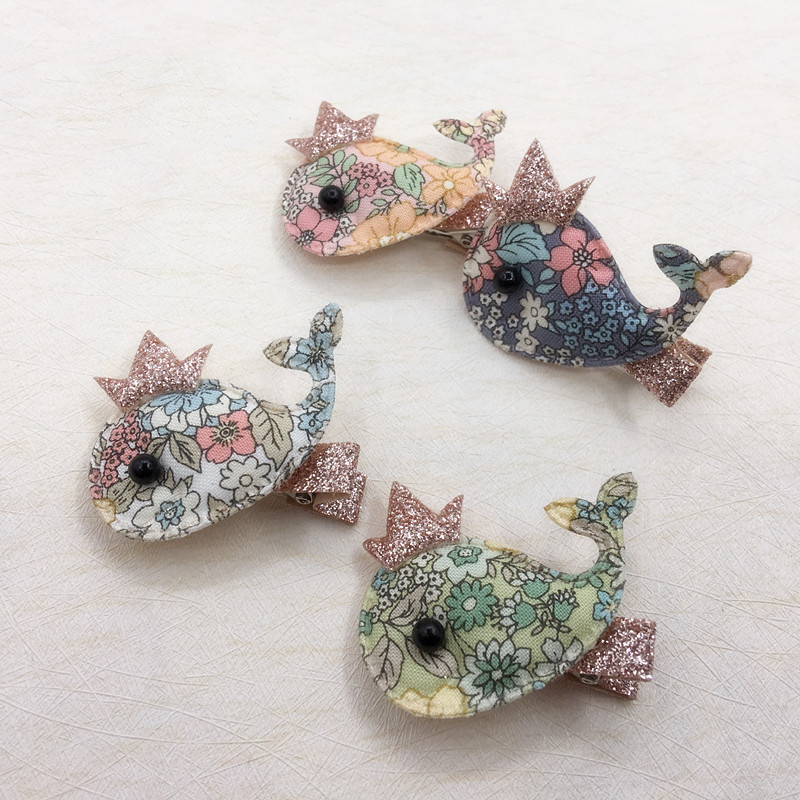 Wholesale 20pcs Fashion Cute Glitter Tiaras Whale Barrettes Dolphin Hairpins Princess Headware Boutique Hair Accessories for Baby Girls, Multi-color
Wholesale 20pcs Fashion Cute Glitter Tiaras Whale Barrettes Dolphin Hairpins Princess Headware Boutique Hair Accessories for Baby Girls, Multi-color