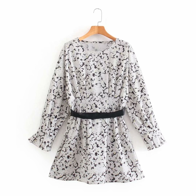 Women Fashion Mini Dress Puff Sleeve A-line With Belt Pleated Casual Office Lady Femlae Elegant Party 210525, White
Women Fashion Mini Dress Puff Sleeve A-line With Belt Pleated Casual Office Lady Femlae Elegant Party 210525, White