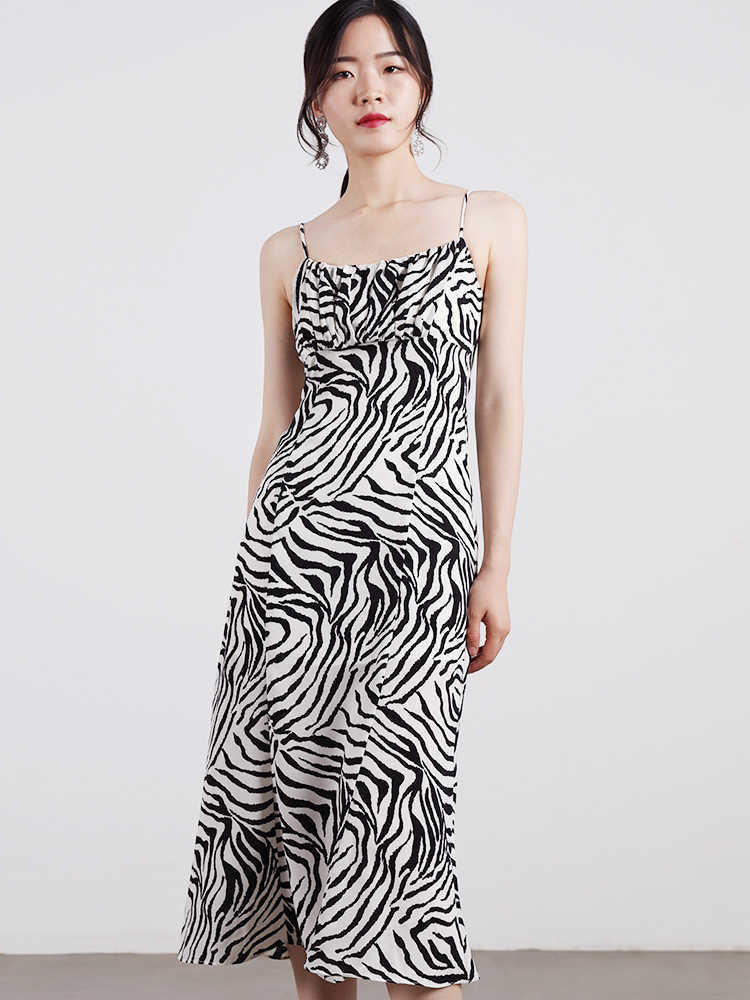

Sexy Woman Dress Zebra print Sling Fold Spaghetti Strap Bodycon Nightclub Party Dresses Elegant Vestidos Summer 210608, White