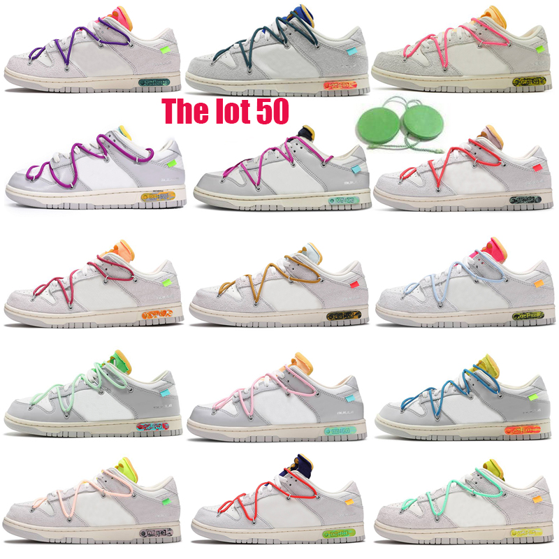 2022 Authentic Low Lot 35 of 50 Collection Running Shoes University Red Blue Pine Green White Black Michigan Men Women Sneakers Designers Top Quality, Lot 37 of 50
2022 Authentic Low Lot 35 of 50 Collection Running Shoes University Red Blue Pine Green White Black Michigan Men Women Sneakers Designers Top Quality, Lot 37 of 50