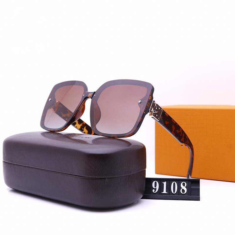 Fashion brand cycling sunglasses for men and women suitable classic outdoor beach sports other occasions full of personality eye-catching gi, White;black
Fashion brand cycling sunglasses for men and women suitable classic outdoor beach sports other occasions full of personality eye-catching gi, White;black