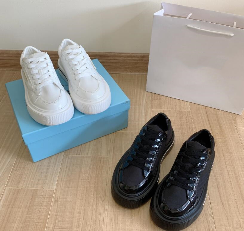 2021 lastest High Luxurys Designers Women Height Increasing Shoes classical Confortable leather Casual Platform wedding party office Dating Dress daily shoes
2021 lastest High Luxurys Designers Women Height Increasing Shoes classical Confortable leather Casual Platform wedding party office Dating Dress daily shoes