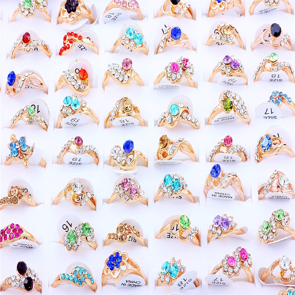 Wholesale Lots Mixed Style 50Pcs Rings Band Colorful Flower CZ Rhinestone Golden Ring Wedding Engagement Gift Fashion Jewelry
Wholesale Lots Mixed Style 50Pcs Rings Band Colorful Flower CZ Rhinestone Golden Ring Wedding Engagement Gift Fashion Jewelry