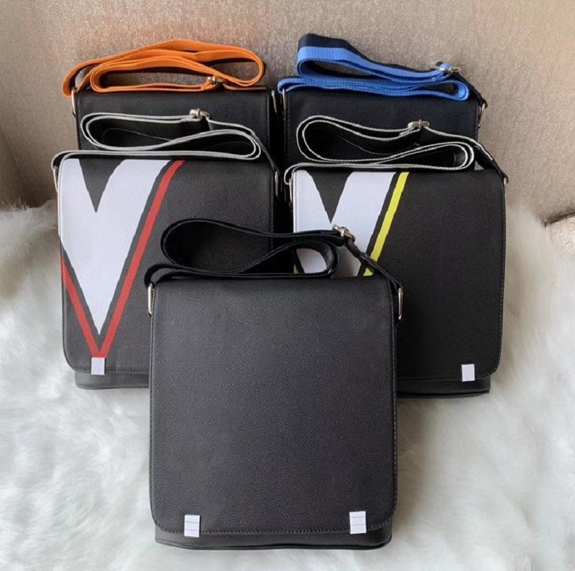 Mikoms Brand Famous Men Crossbody Shoulder Bags Genuine Leather Briefcase Casual Business Luxury Messenger Bag Designers District PM Bookbag 9 Colors, With logo
Mikoms Brand Famous Men Crossbody Shoulder Bags Genuine Leather Briefcase Casual Business Luxury Messenger Bag Designers District PM Bookbag 9 Colors, With logo