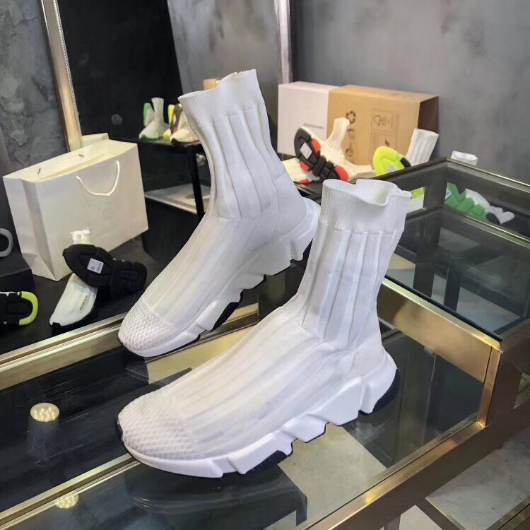 Alexander 2021 Top Quality Speed Trainer Casual Shoes Fashion Men Women Socks Triple Black White Royal Prune Lighting Comfortable Sports Sneakers, Choose the color
Alexander 2021 Top Quality Speed Trainer Casual Shoes Fashion Men Women Socks Triple Black White Royal Prune Lighting Comfortable Sports Sneakers, Choose the color
