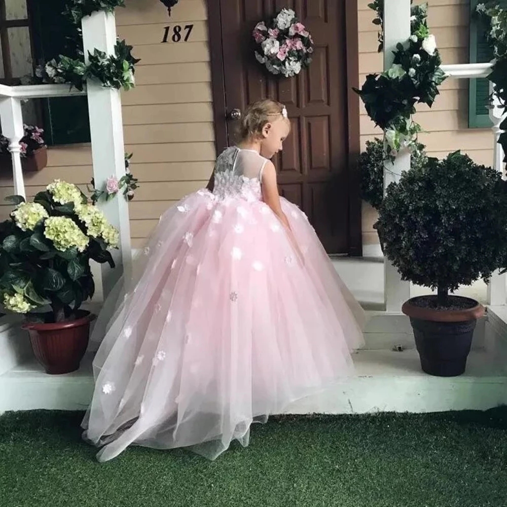Lovely Pink Flower Girl Dress For Weddings With 3D Floral Appliques Baby Birthday Gowns Pageant Gowns