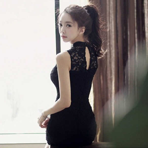 Fashion Women Dress Sexy Hollow Out Lace Dress Women Beading Sleeveless White Summer Dress Vestidos De Verano Dresses C829 210602