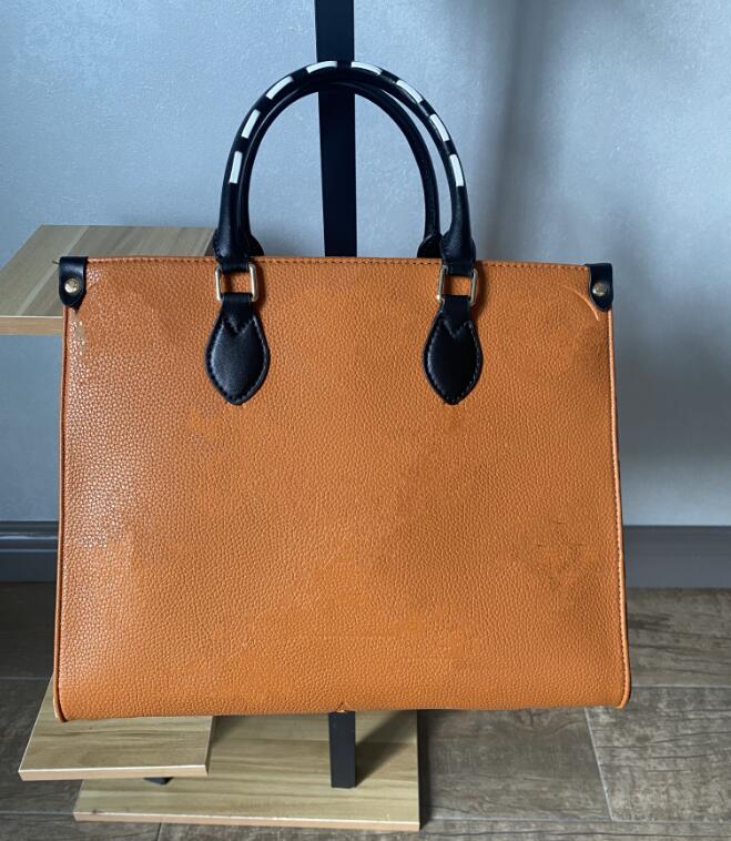 Designers Handbag GM 41CM Bag handbags printing big flower & Embossing flowers High Quality Ladies Chain Shoulder Patent Leather Evening Bags Cross body Totes, Black embossed +big flower 
Designers Handbag GM 41CM Bag handbags printing big flower & Embossing flowers High Quality Ladies Chain Shoulder Patent Leather Evening Bags Cross body Totes, Black embossed +big flower