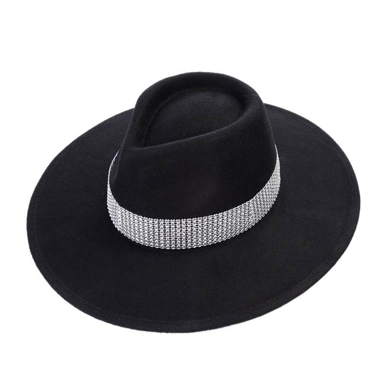 2021 New Style Bright Diamond Band Wide Brim Fedora Black Wool Felt for Women Winter Panama Wedding Derby Church Jazz Hat Wctf
2021 New Style Bright Diamond Band Wide Brim Fedora Black Wool Felt for Women Winter Panama Wedding Derby Church Jazz Hat Wctf