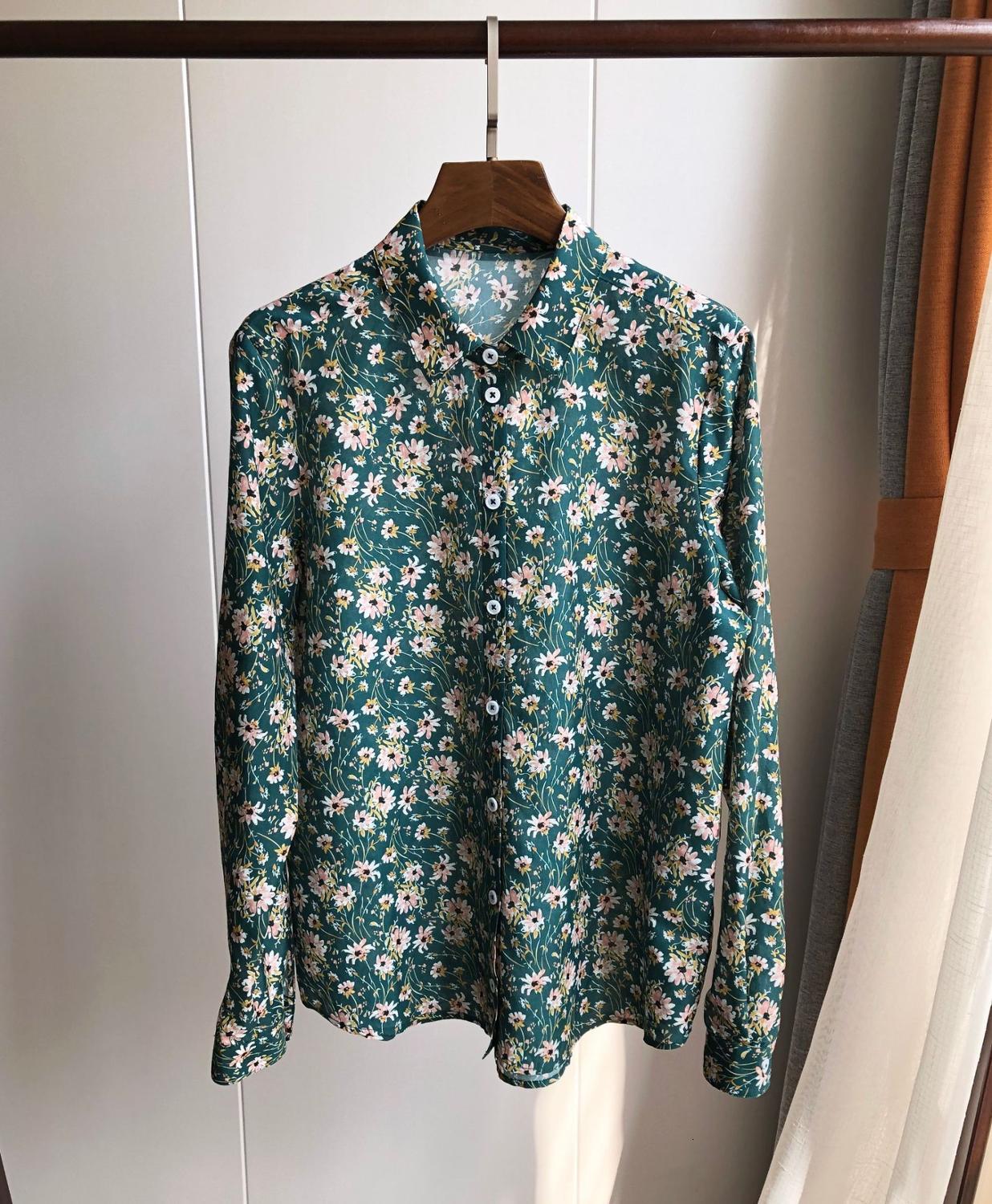 2021 New Camisa Impresso De Flor Verde Feminina Topos Manga Longa Seda e Algodo Vintage Chique Chemisier Femme Blusa V4pm, Black
2021 New Camisa Impresso De Flor Verde Feminina Topos Manga Longa Seda e Algodo Vintage Chique Chemisier Femme Blusa V4pm, Black