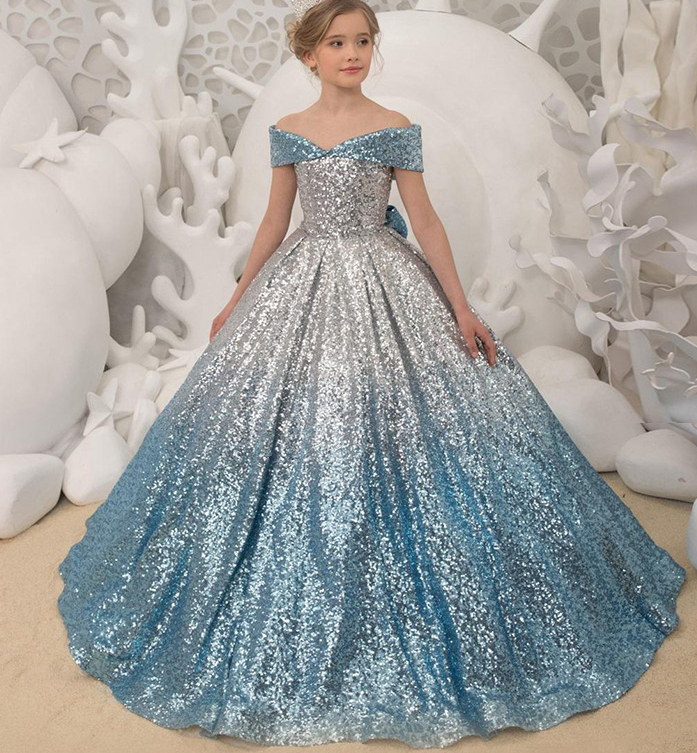 Cute 2021 Flower Girl Dresses Off Shoulder Ball Gown Lace Appliques Tiered Skirts Girls Pageant Dress A Line Kids Sequined Birthday Gown
