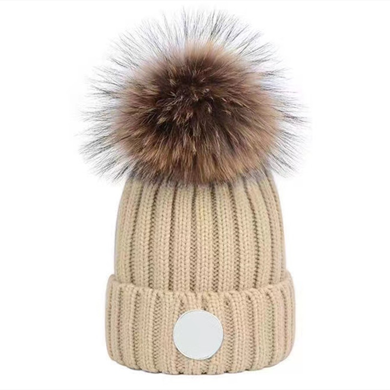 Luxury Knitted Hat Designer Beanie Cap Mens Fitted Hats Unisex For Cashmere Plaid Letters Casual Skull Caps Outdoor Fashion High Quality 8 Colors, Red
Luxury Knitted Hat Designer Beanie Cap Mens Fitted Hats Unisex For Cashmere Plaid Letters Casual Skull Caps Outdoor Fashion High Quality 8 Colors, Red
