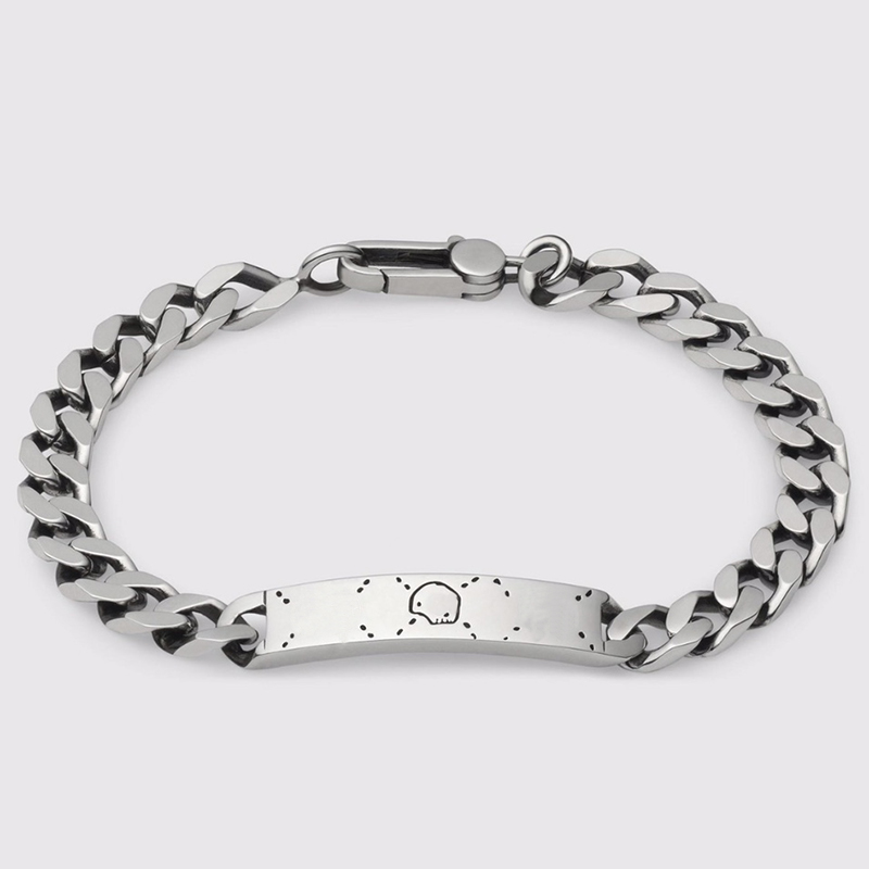 Men Designer Bracelets Bangles Women Ghost Chain Bracelet Letter Skull Pattern Street Art High Quality Bangle Charms Wristband 21122150XS
Men Designer Bracelets Bangles Women Ghost Chain Bracelet Letter Skull Pattern Street Art High Quality Bangle Charms Wristband 21122150XS