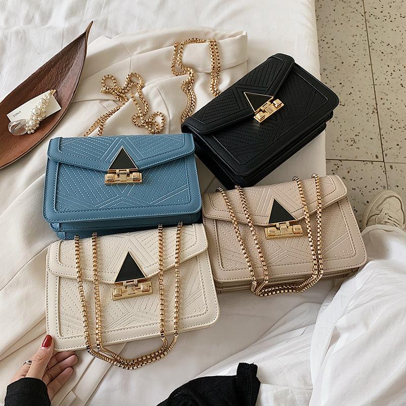 2021 women handbags spring new messenger bag fashion simple embroidery thread chain one shoulder small square bag, Black
2021 women handbags spring new messenger bag fashion simple embroidery thread chain one shoulder small square bag, Black