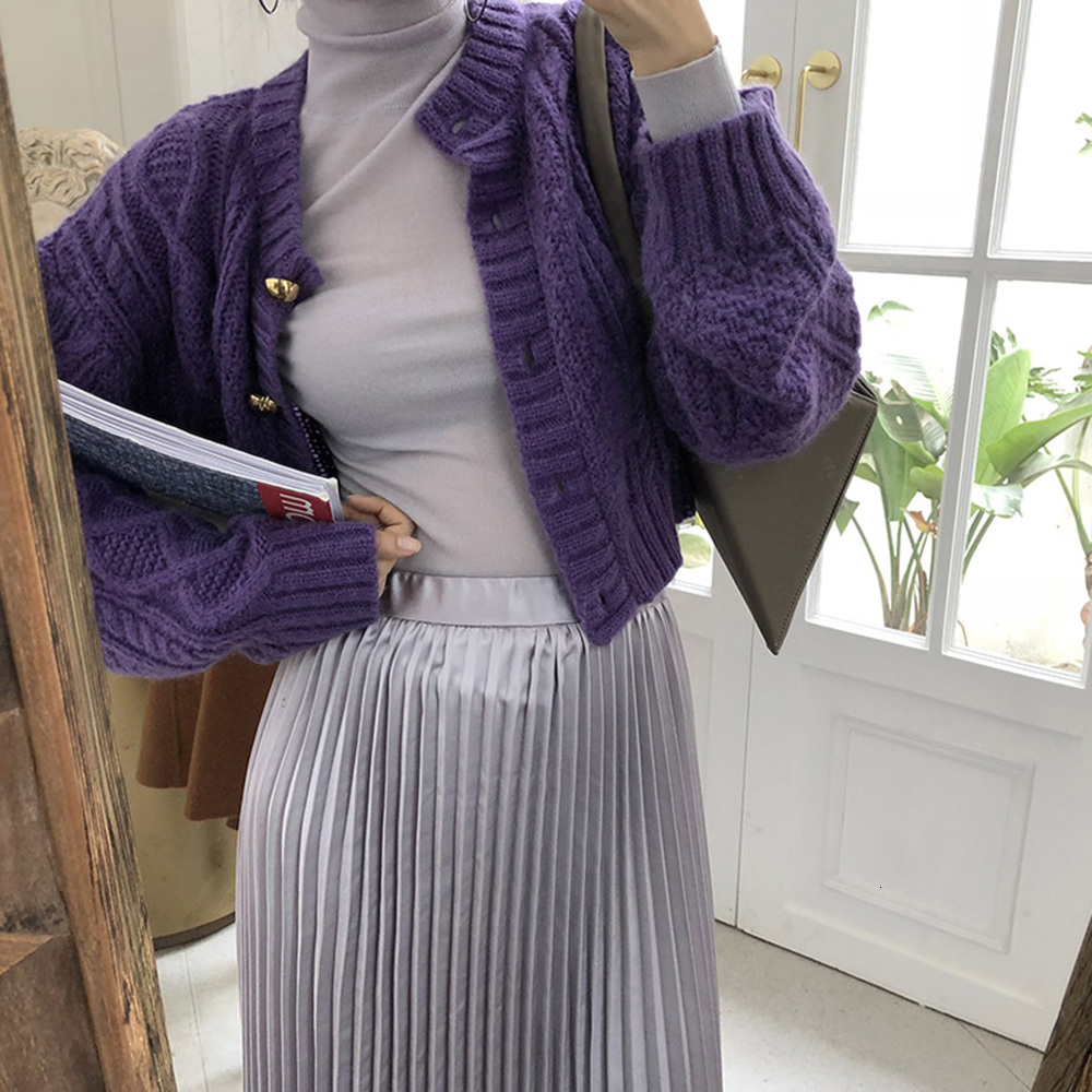 2021 New Japanese Autumn and Winter Fashion with Retro Lazy Single Breasted Crew Neck Long Sleeve Sweater 6fzv, Purple
2021 New Japanese Autumn and Winter Fashion with Retro Lazy Single Breasted Crew Neck Long Sleeve Sweater 6fzv, Purple