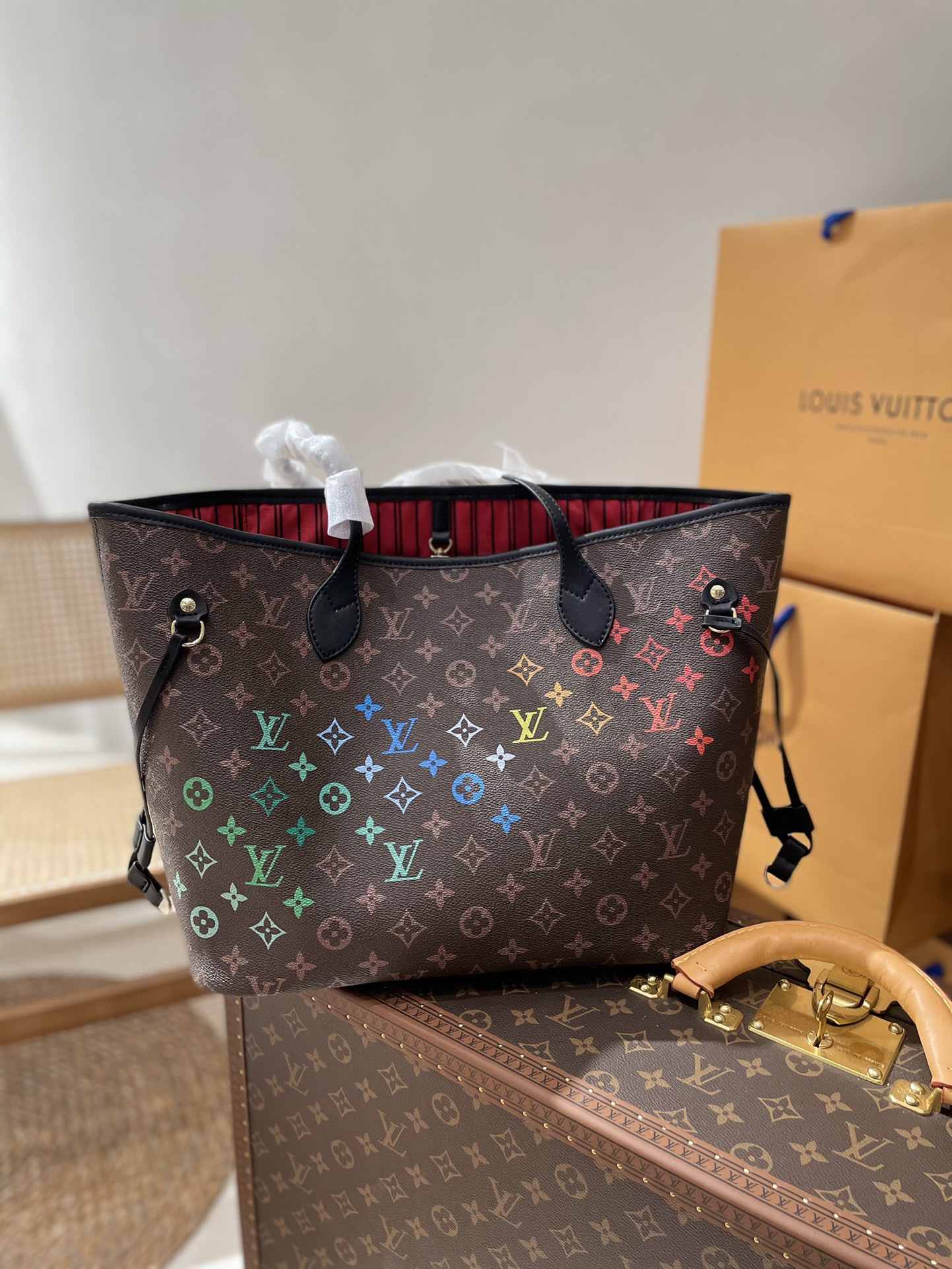 Rainbow Letter Print Onthego Two-piece Suit Shoulder Shopping Bags Real Cowhide Purse LVYSLLouisVittonVutton Women D, Red;black
Rainbow Letter Print Onthego Two-piece Suit Shoulder Shopping Bags Real Cowhide Purse LVYSLLouisVittonVutton Women D, Red;black