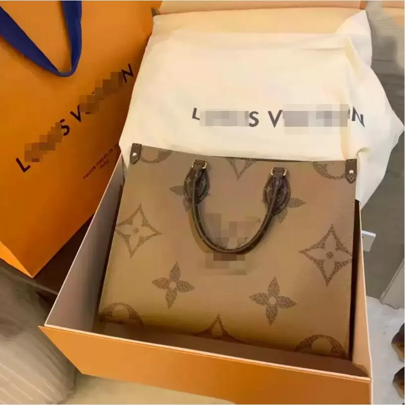 GG's LOUIS'S VUTTON'S LVs YSLs Designers Wallet ONTHEGO BB bag Fashion Designer Handbag Women Leather Shoulder Bags Messenger Bag
GG's LOUIS'S VUTTON'S LVs YSLs Designers Wallet ONTHEGO BB bag Fashion Designer Handbag Women Leather Shoulder Bags Messenger Bag