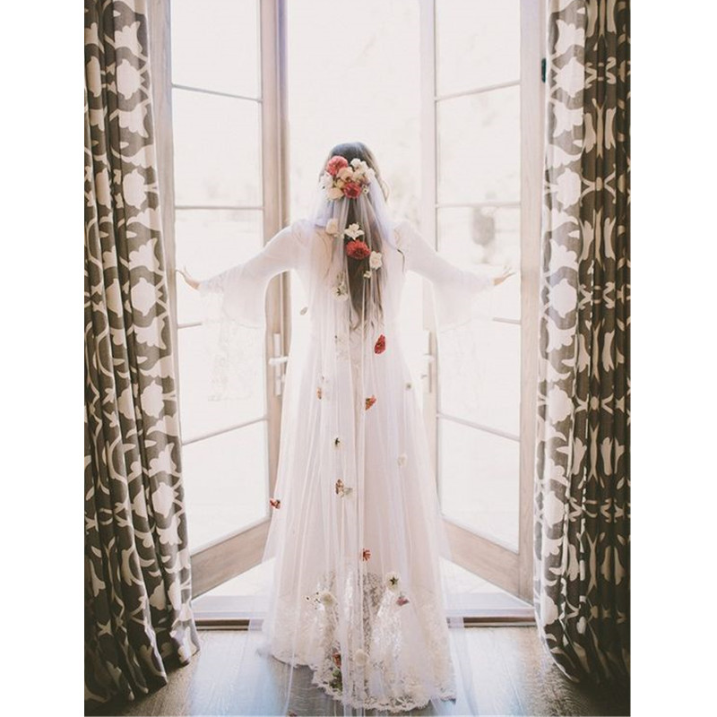 New Wedding Accessories White/Ivory Fashion Veil Ribbon Edge Short Two Layer Bridal Veils With Comb High QualityCCW003