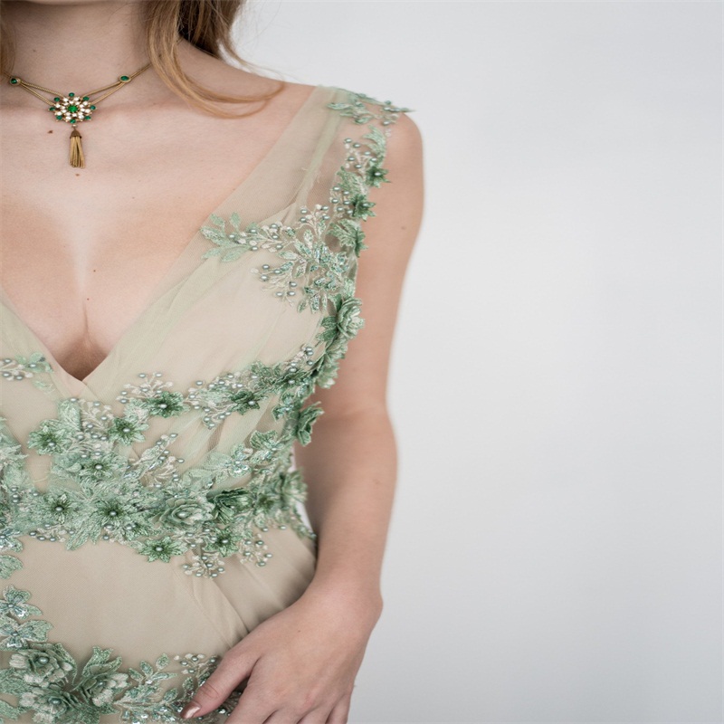 Light Green Prom Dresses With 3D Floral Appliqued Beads Evening Dresses Sexy V Neck Sleeveless Party Gowns Custom Made Sweep Train