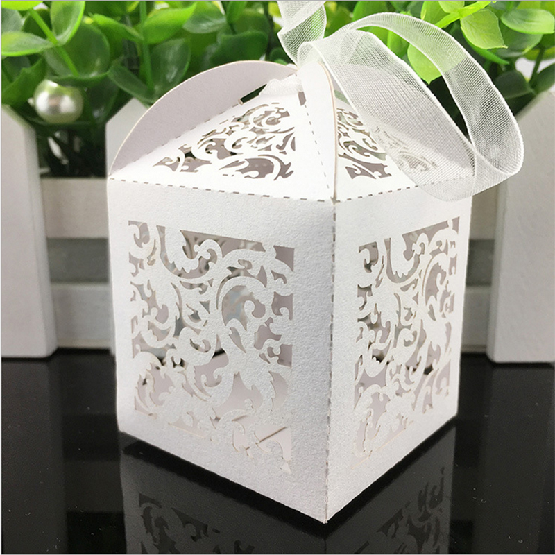10pcs Flower Vine Laser Cut Hollow Carriage Favors Box Gifts Candy Boxes With Ribbon Baby Shower Wedding Event Party Supplies
10pcs Flower Vine Laser Cut Hollow Carriage Favors Box Gifts Candy Boxes With Ribbon Baby Shower Wedding Event Party Supplies