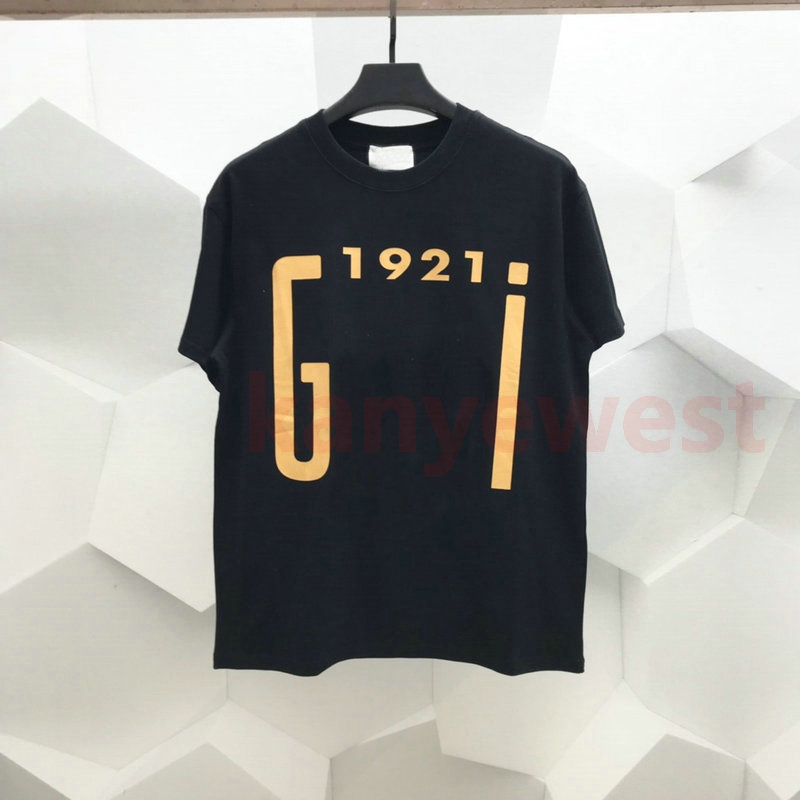 2022 Summer Mens T-Shirts paris designer luxury tshirt men 100th print t shirt womens short Sleeve casual cotton t-shirt casual tops tee, White;black
2022 Summer Mens T-Shirts paris designer luxury tshirt men 100th print t shirt womens short Sleeve casual cotton t-shirt casual tops tee, White;black