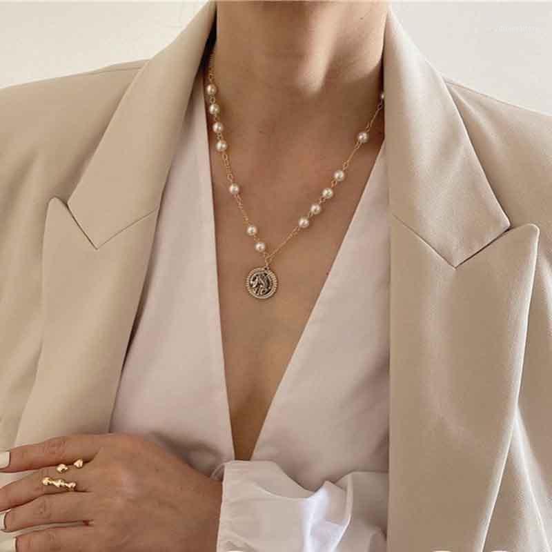 Chains Trend Creative Imitation Pearl Necklace Retro Personality Hip-hop Portrait Coin Asymmetric High-quality Women's Jewelry
Chains Trend Creative Imitation Pearl Necklace Retro Personality Hip-hop Portrait Coin Asymmetric High-quality Women's Jewelry