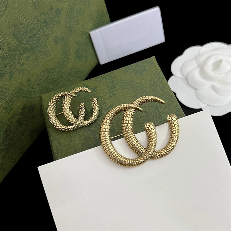 3 Styles High Quality Brooch Luxury Designer Jewelry Stylish Wheat Texture Pin Suit Dress Letter Gold Broochs Pins Clothes Ornament
3 Styles High Quality Brooch Luxury Designer Jewelry Stylish Wheat Texture Pin Suit Dress Letter Gold Broochs Pins Clothes Ornament
