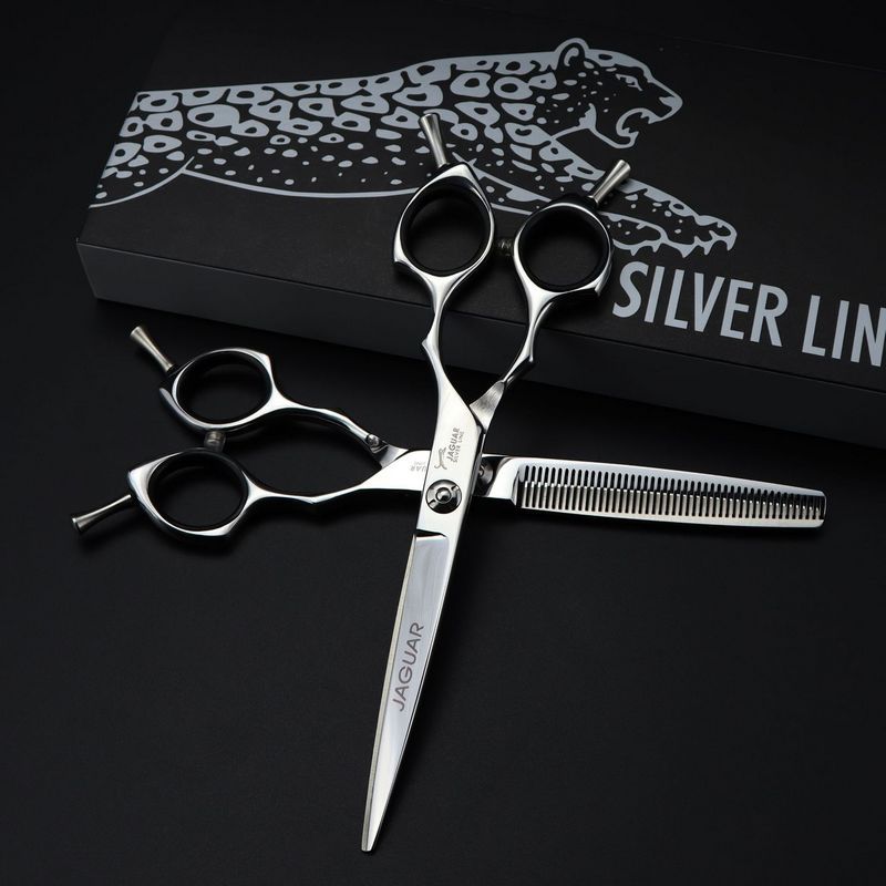 new arrival JAGUAR 6.5 inch hair scissors 6CR professional barber thinning cutting scissors Double tail
new arrival JAGUAR 6.5 inch hair scissors 6CR professional barber thinning cutting scissors Double tail