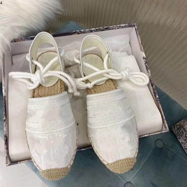 designer platform casual Sandals summer fashion Alphabet fisherman shoes luxury woman shoe Hemp rope grass woven Baotou sandals size 35-41 mkj002
designer platform casual Sandals summer fashion Alphabet fisherman shoes luxury woman shoe Hemp rope grass woven Baotou sandals size 35-41 mkj002