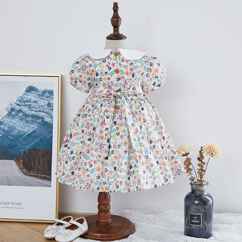 Kids Girl Smocked Floral Dress Infant Vintage Frocks Toddler Spanish Smocking Dress Children's Smock Clothes Perter Pan Collar 210303