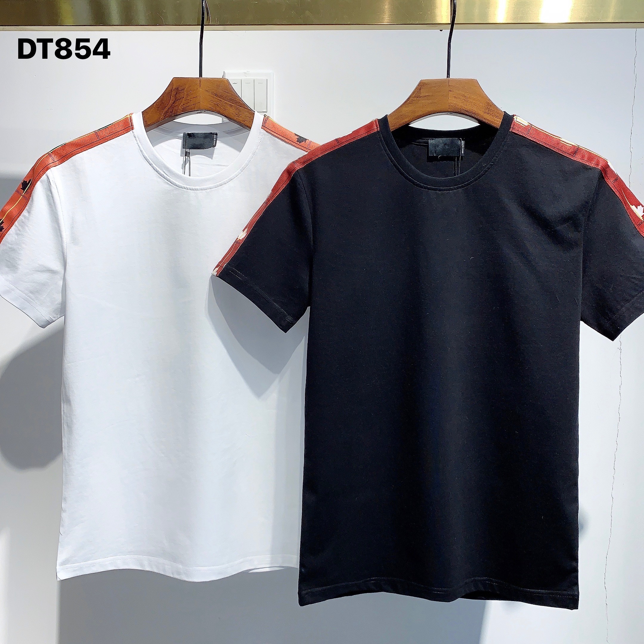 2021 high quality Summer Designer T Shirts For Men Tops Eyes Letters Embroidery TShirt Mens Clothing Brand Short Sleeve Women printing POLO, White;black
2021 high quality Summer Designer T Shirts For Men Tops Eyes Letters Embroidery TShirt Mens Clothing Brand Short Sleeve Women printing POLO, White;black