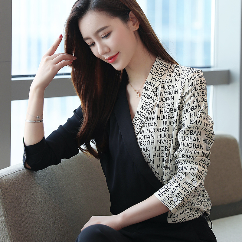 Autumn Women Tops Ladies Tops Chiffon Blouse Shirts For Women Long Sleeve V-neck Button Letter Blusas Clothes Women 6088 50 210225