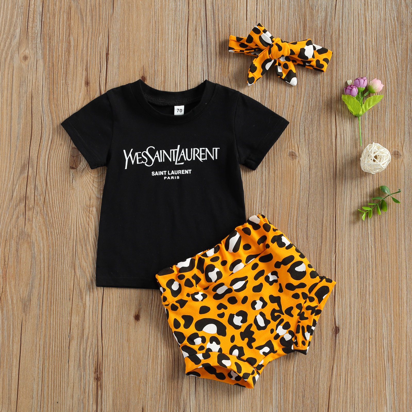 0-3Y Summer Infant Baby Girls Clothes Sets 3pcs Letter Short Sleeve Pullover T Shirts Leopard Shorts Headband, Black
0-3Y Summer Infant Baby Girls Clothes Sets 3pcs Letter Short Sleeve Pullover T Shirts Leopard Shorts Headband, Black