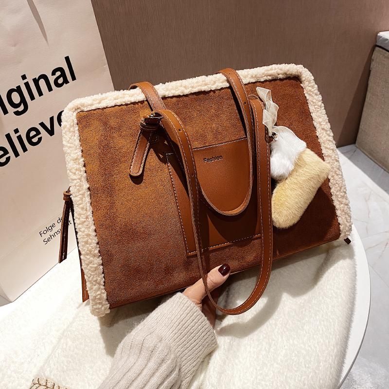 Evening Bags Quilted Handbag Female Big Kawaii Totes High Quality Ladies Square Shoulder Soft Vintage Tote Bag 2022 Winter Fashion, Black
Evening Bags Quilted Handbag Female Big Kawaii Totes High Quality Ladies Square Shoulder Soft Vintage Tote Bag 2022 Winter Fashion, Black